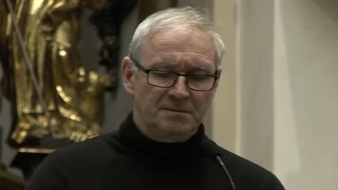 Arcibiskup Róbert Bezák.