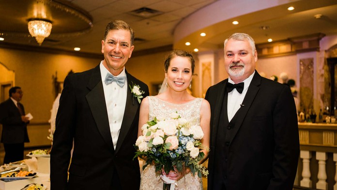 Diana na svadbe s otcom a Danielom