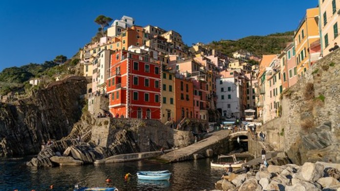 Domácim došla trpezlivosť: Za zlé topánky v obľúbenej destinácii môžete zaplatiť pokutu aj tisíce eur