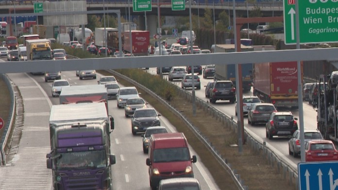 Vodiči dostanu od vlády predčasný vianočný darček