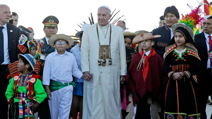 Pápež František na návšteve v Bolívii. 