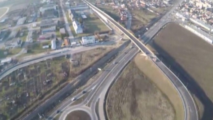 19 TN Novy cestny most R.transferweb_jpg_bez_watermarku_1.jpg