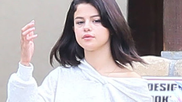 Selena Gomez na liečení. Tvrdí, že tam prežíva peklo