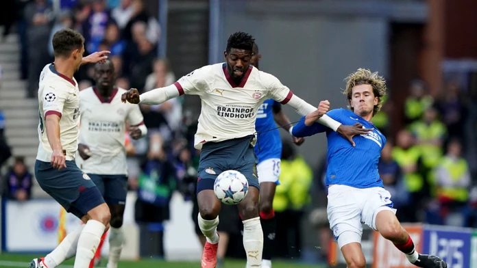 Kodaň v zostave s Vavrom uspela v Poľsku a vypracovala si dobrú pozíciu. PSV uhral remízu v Glasgowe