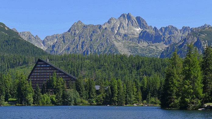 Kongresmanky z Demokratickej strany s prisťahovaleckými koreňmi, zľava Rashida Tlaibová, Ilhan Omarová, Alexandria Ocasiová-Cort