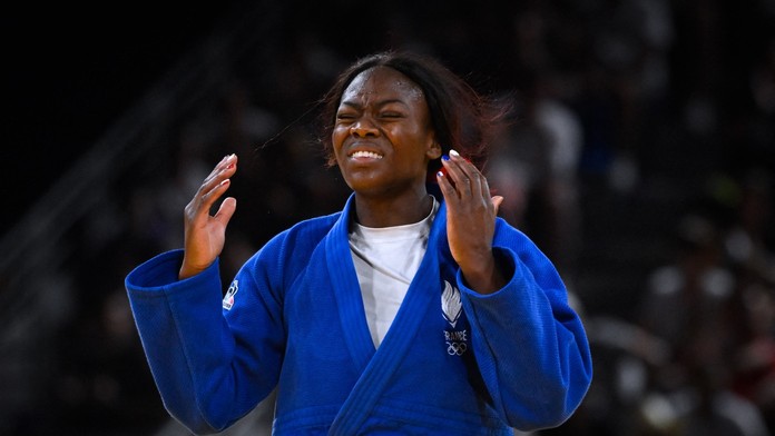 V detstve podstúpila operáciu aj bola v kóme. Patrí k najúspešnejším džudistkám a teší sa veľkej popularite