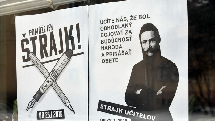 Časť učiteľov na Slovensku pokračuje v ostrom, časovo neobmedzenom štrajku.