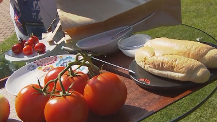 Toto množstvo paradajok je toľko, ako keby sme zjedli dva rožky.