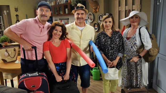 Susedia sa vrátia nielen z dovolenky, ale aj na televíznu obrazovku