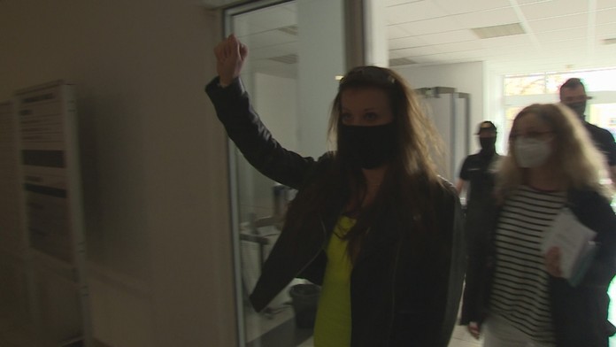 Rozhodnutie nie je právoplatné, Sheila i jej advokát podali voči rozhodnutiu odvolanie. 