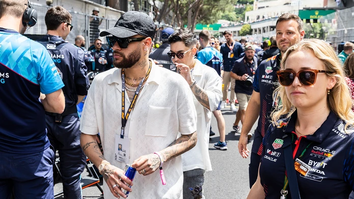 Štyri pokuty, jedna trojmiliónová. Neymar len chcel postaviť jazero