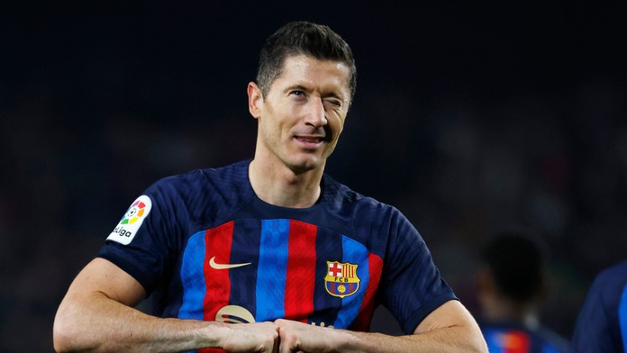 O triumfe rozhodli behom troch minút. Barca uživila osembodový náskok