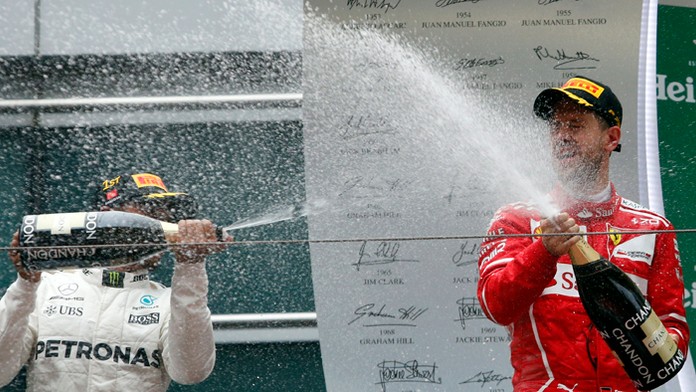 Lewis Hamilton a Sebastian Vettel.