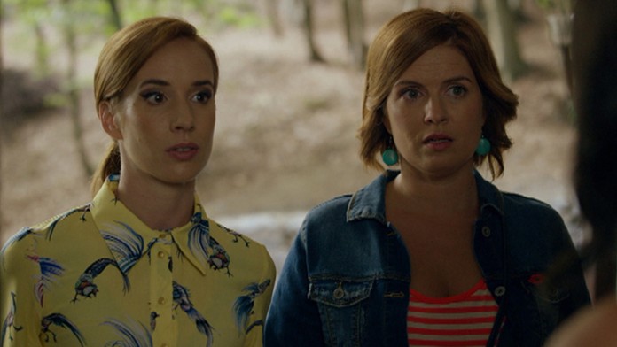 Táňa Pauhofová a Zuzka Norisová ako Sandra a Miša