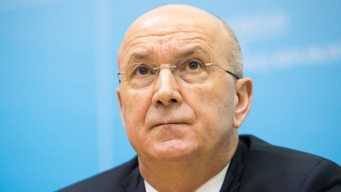 Generálny tajomník Služobného úradu Ministerstva obrany Ján Hoľko. 