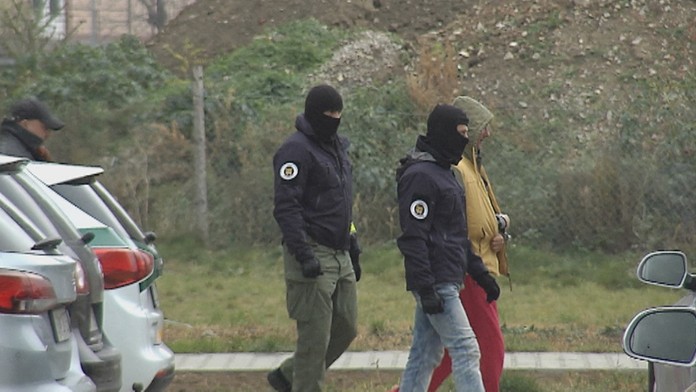 Protidrogová razia v Seredi.