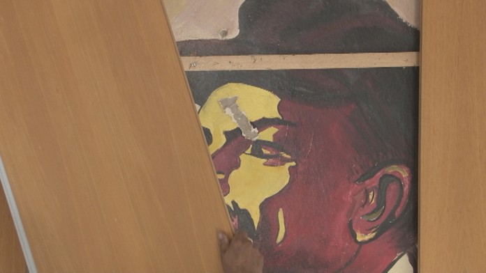 Lenin na stene obecného úradu