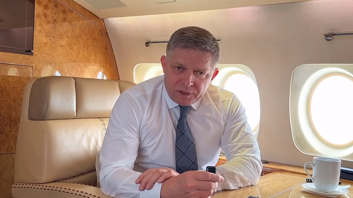 Fico tvrdí, že Macronove slová mu dali za pravdu: Diskusiu o vyslaní vojakov som si nevymyslel