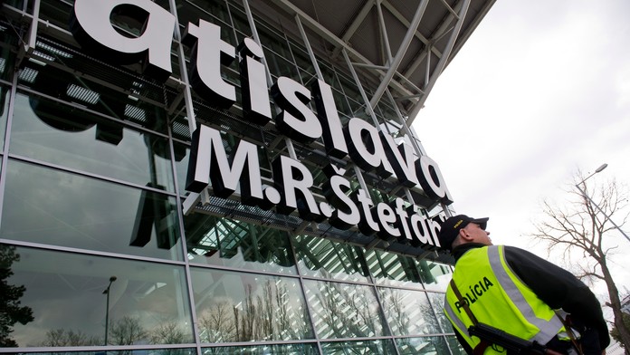 Letisko M.R. Štefánika.