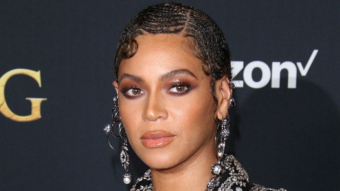 Predmety, ktoré našli v žalúdku ženy.