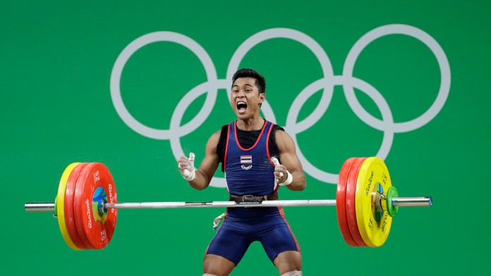 Thajský reprezentant vo vzpieraní Sinphet Kruaithong.