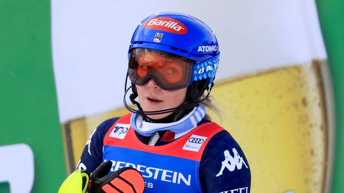 Shiffrinová ovládla aj druhý slalom a priblížila sa k magickej hranici. Prvé pódium zaznamenala Colturiová