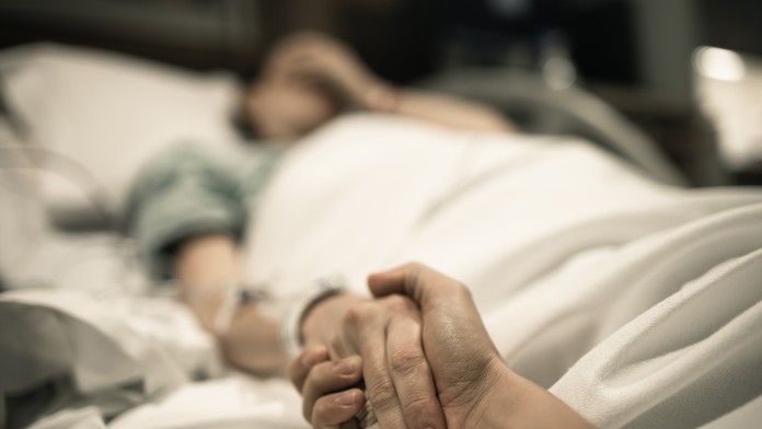 Vírus zabíja až 40 percent nakazených. Bežne sa vyskytoval v Afrike, prípady pribúdajú už aj v Európe