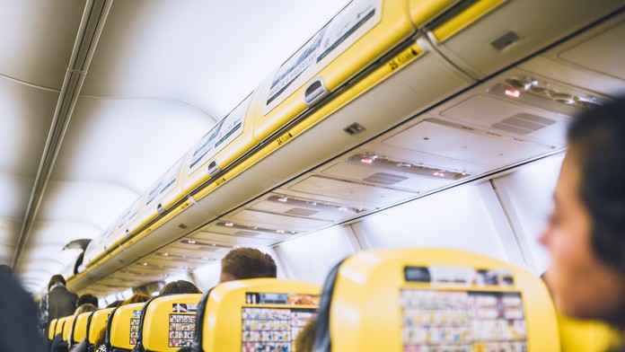 Čaká vás dlhý let? Dajte si pozor na tieto najčastejšie chyby