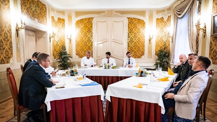 Zasadnutie koaličnej rady na úrade vlády.