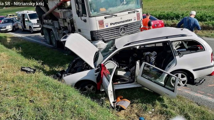 Vážna nehoda pri Topoľčanoch.