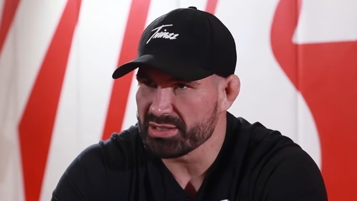 Brian Elliott z Philadelphie proti Montrealu.