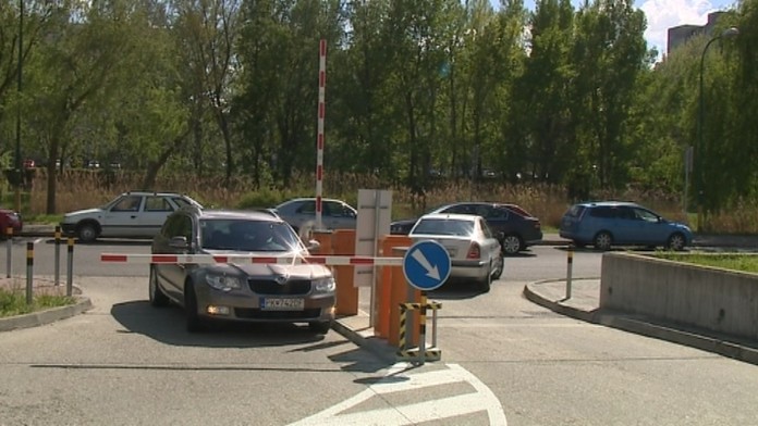 19 Vyberanie parkovneho.transferFOTOweb_jpg_bez_watermarku_1.jpg