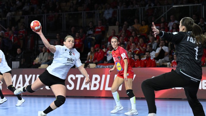 Slovenské hádzanárky vstúpili do európskeho šampionátu prehrou s domácimi Rakúšankami