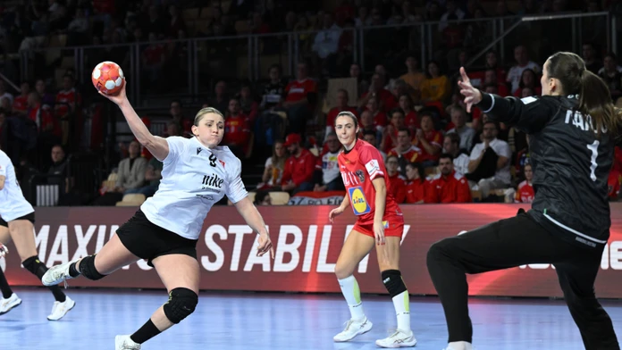 Slovenské hádzanárky vstúpili do európskeho šampionátu prehrou s domácimi Rakúšankami