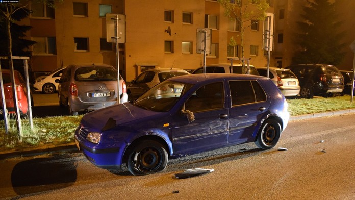 Do tohto auta narazila opitá vodička.