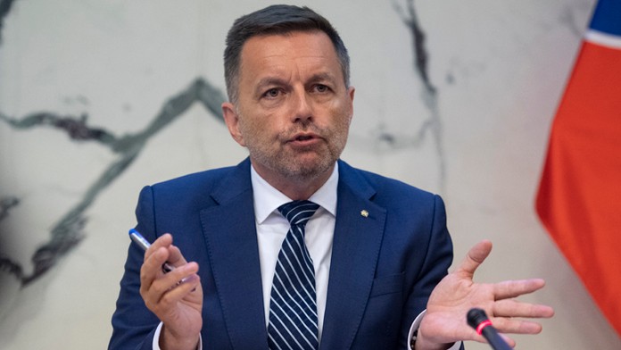 Guvernér Národnej banky Slovenska Peter Kažimír.