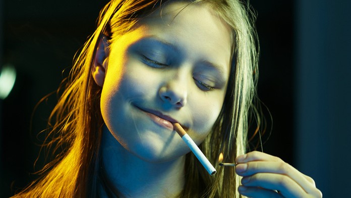 Odborníci upozorňujú na to, že stúpa počet fajčiacich detí.