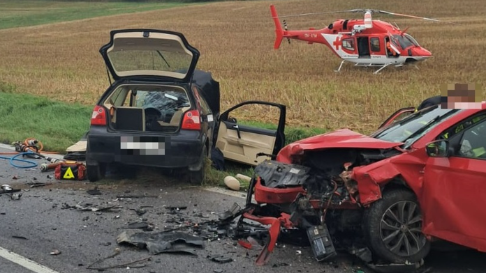 Zrazené autá po nehode v Prešovskom kraji.
