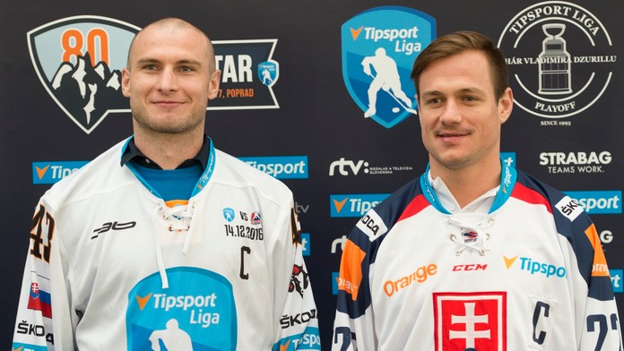 Kapitán tímu Tipsport Ligy Tomáš Surový a kapitán slovenskej reprezentácie Vladimír Dravecký.