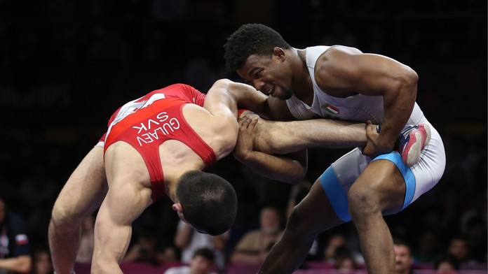 Dvojica slovenských zápasníkov dosiahla medailový úspech na MS. Obaja sa tešili z bronzu