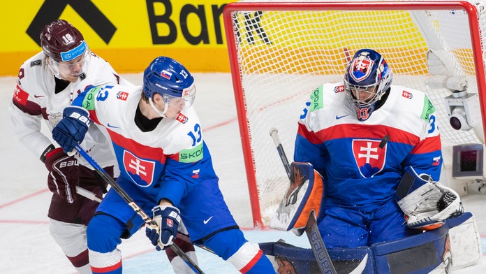 Po majstrovskej sezóne napodobnil trénera. Slovenský reprezentant mieri z Nitry do Česka