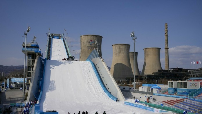 Mostík pre akrobatické disciplíny na ZOH 2022 v Pekingu