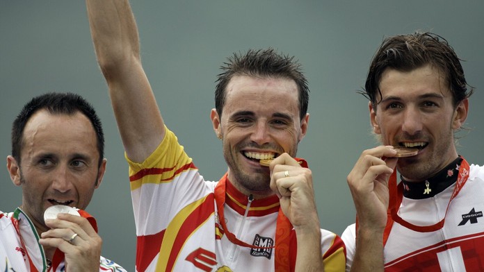 1_strojcek_tvnoviny.mp4