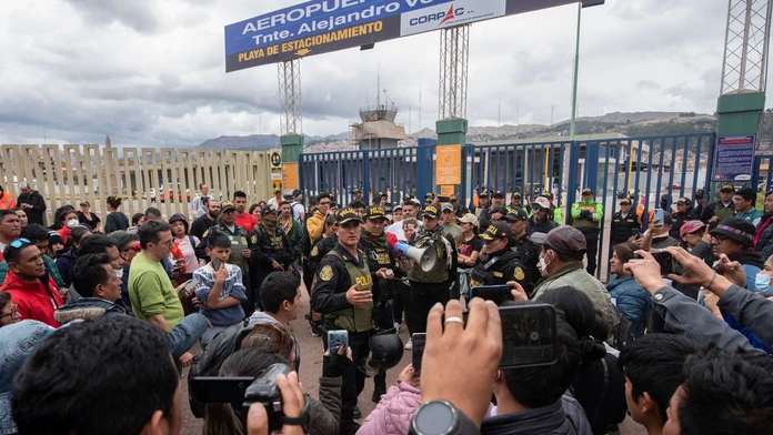 V oblasti Machu Picchu v Peru uviazlo približne 5000 turistov
