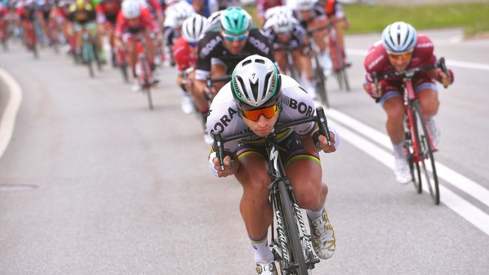 Peter Sagan počas zjazdu na Okolo Švajčiarska.