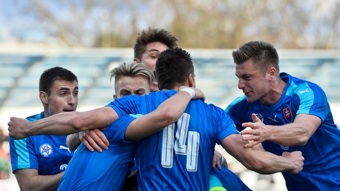 Hráči slovenskej reprezentácie do 21 rokov na archívnej snímke.
