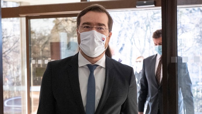 Tomáš sa vyjadril k svadbe: Bude zo Sisy pani Oravcová?