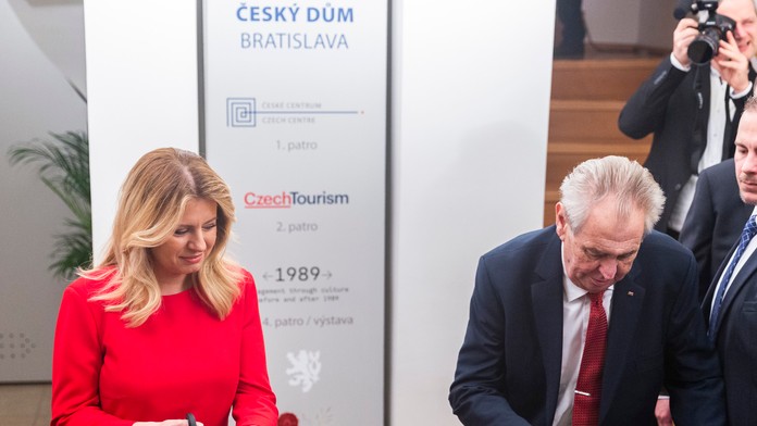 Roznožka ukrajinského kaskadéra