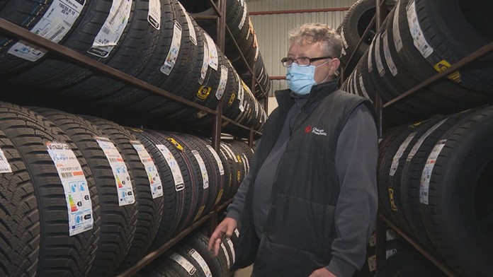 Otvorená pláž Alimos pri Aténach.