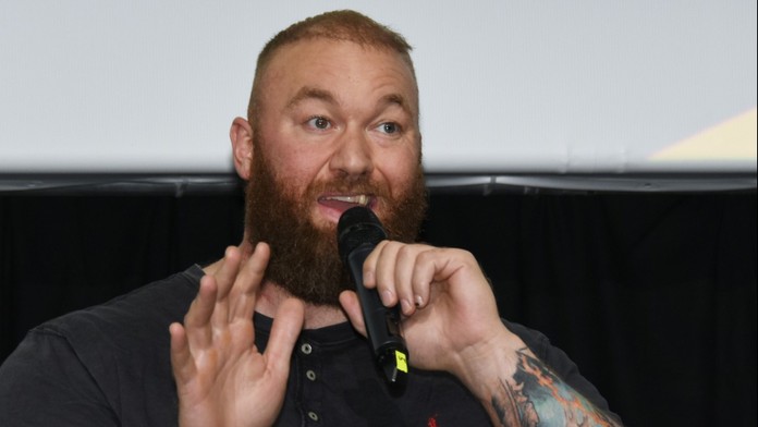 VIDEO: Neustále posúva vlastné hranice. Islanďan prekonal vlastný svetový rekord v mŕtvom ťahu